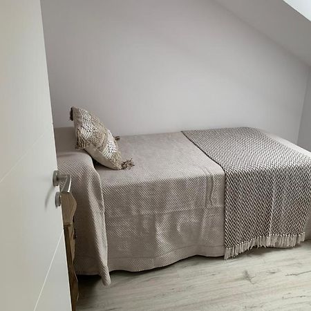 Apartamento Los Arcos リャネス エクステリア 写真
