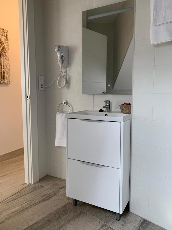 Apartamento Los Arcos リャネス エクステリア 写真