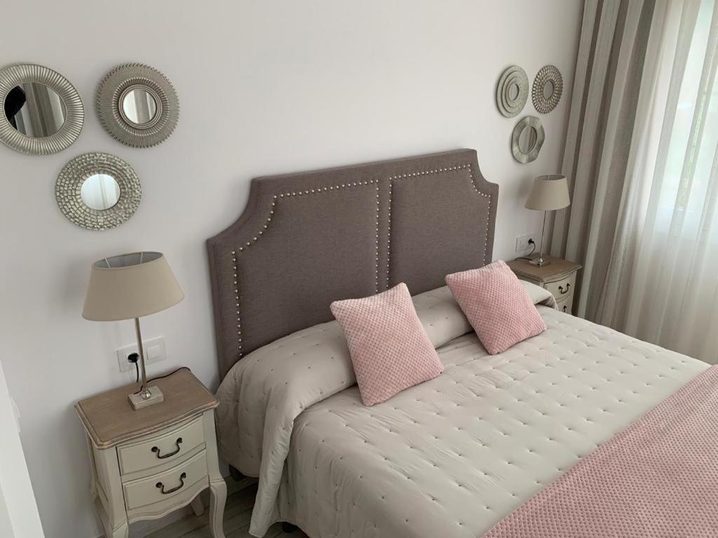 Apartamento Los Arcos リャネス エクステリア 写真