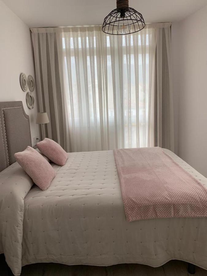 Apartamento Los Arcos リャネス エクステリア 写真