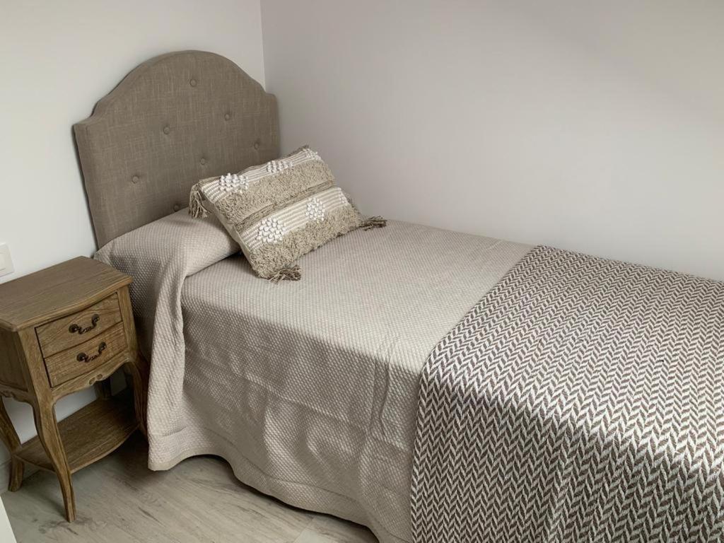 Apartamento Los Arcos リャネス エクステリア 写真